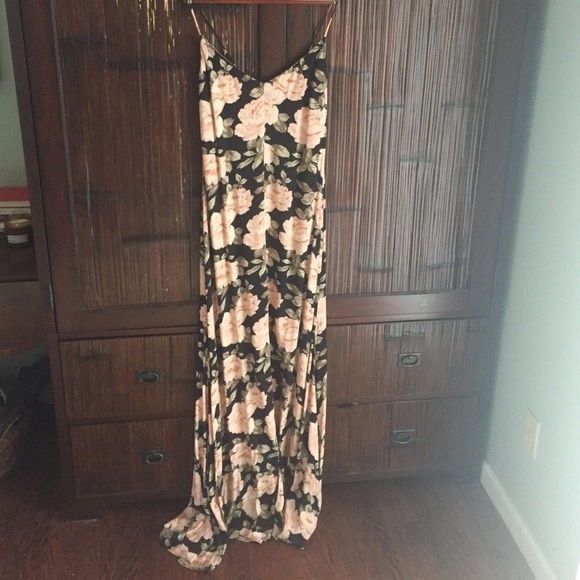 Reformation Luma Dress/Gown in Lima Floral - Picture 6 of 8